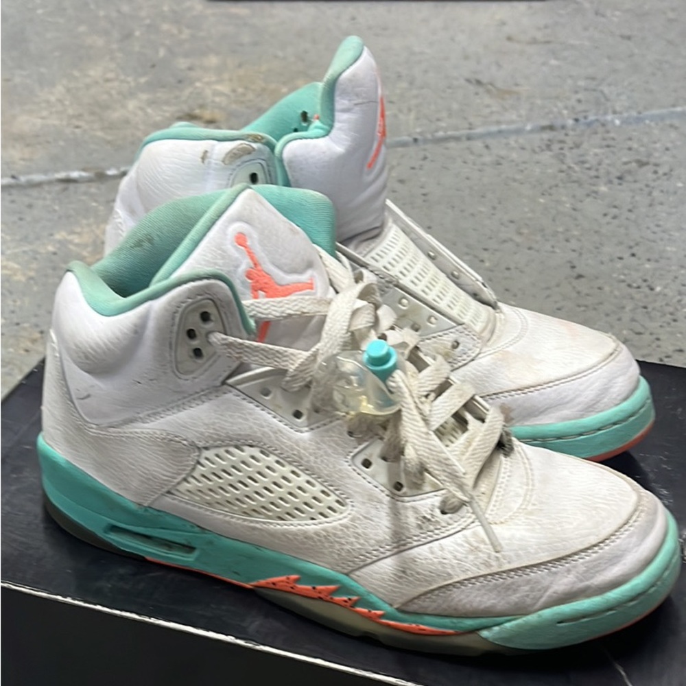 Nike Air Jordan Women’s Size 7.5
